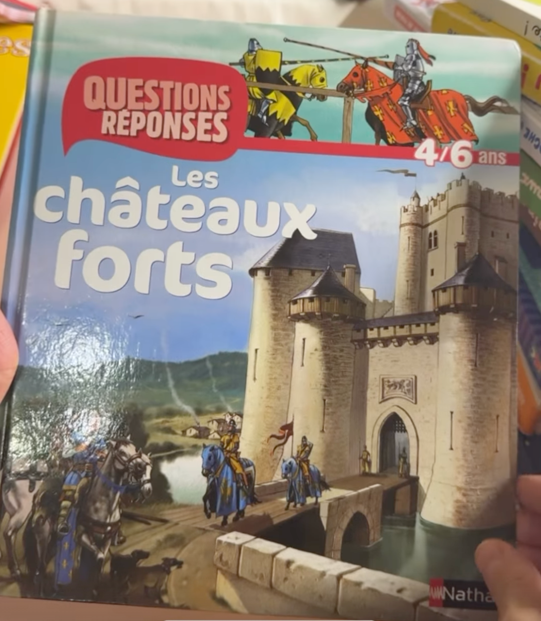 Livre les chateaux forts questions réponses (occasion)