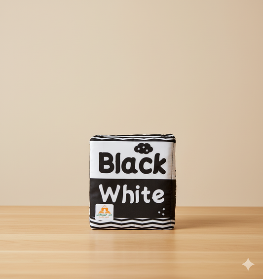 Livre en tissu noir et blanc bébé